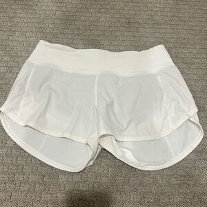 Lululemon shorts- Hotty hot